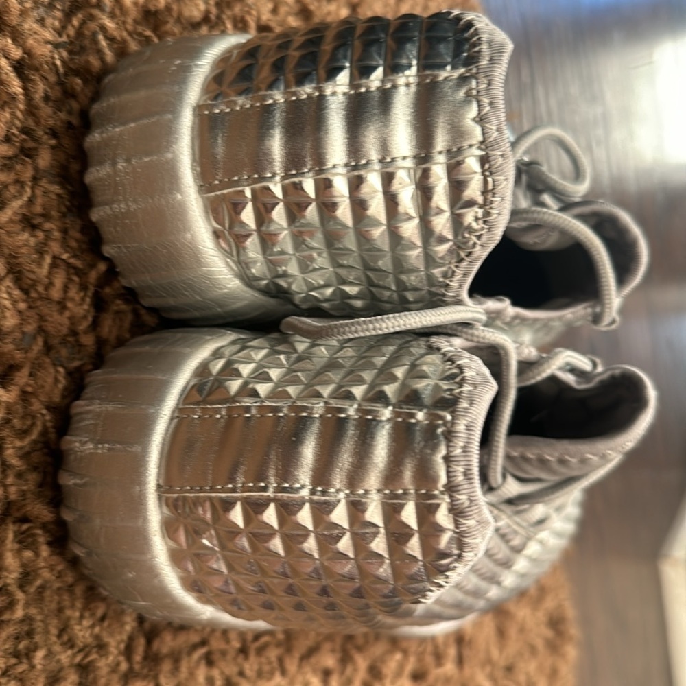 Silver Sneakers - Picture 5 of 6